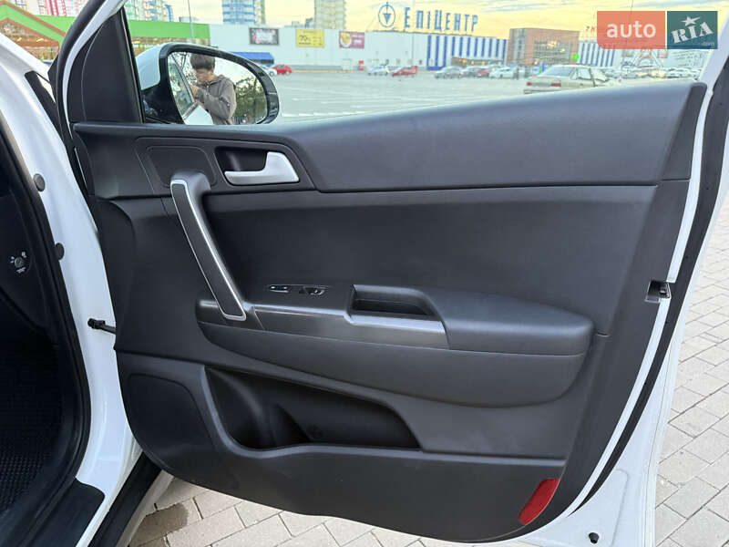 Внедорожник / Кроссовер Kia Sportage 2018 в Одессе