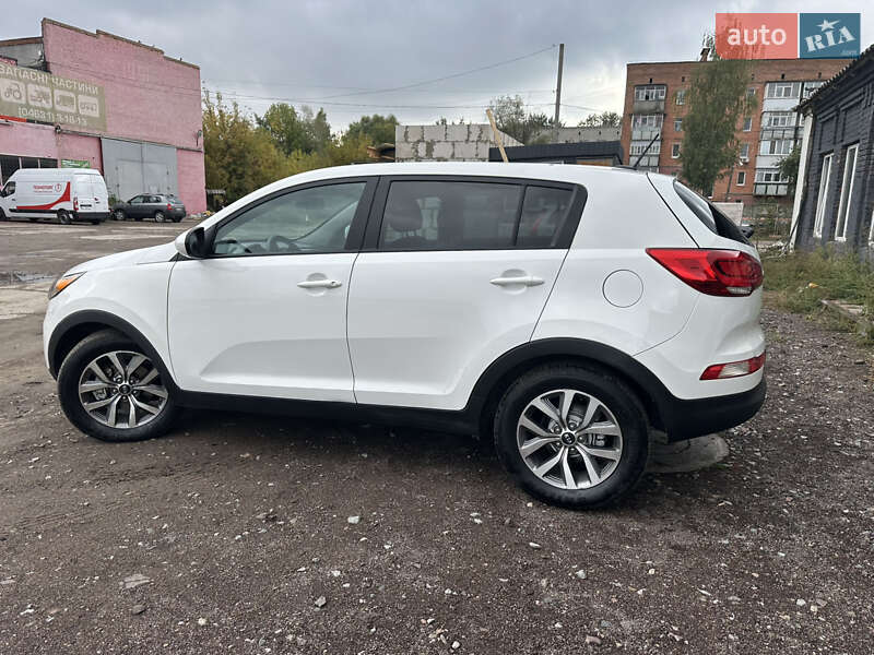Внедорожник / Кроссовер Kia Sportage 2015 в Нежине