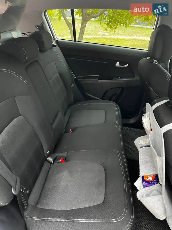 Kia Sportage 2015 VIN U5YPB815AFL784904 фото оголошення 8 з 41