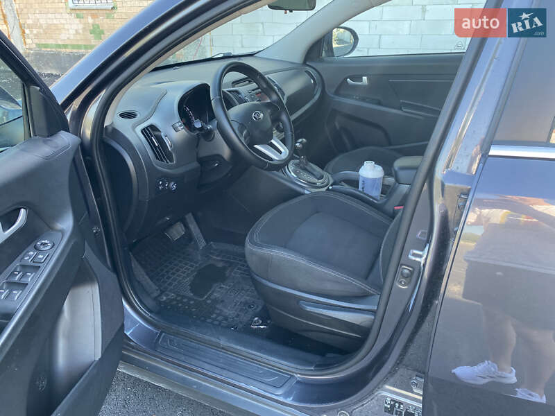 Внедорожник / Кроссовер Kia Sportage 2012 в Ямполе