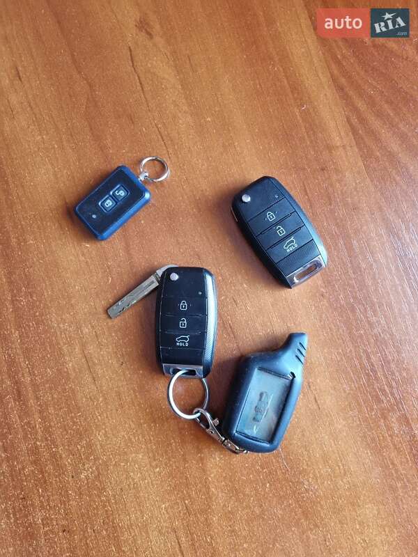 Позашляховик / Кросовер Kia Sportage 2015 в Львові