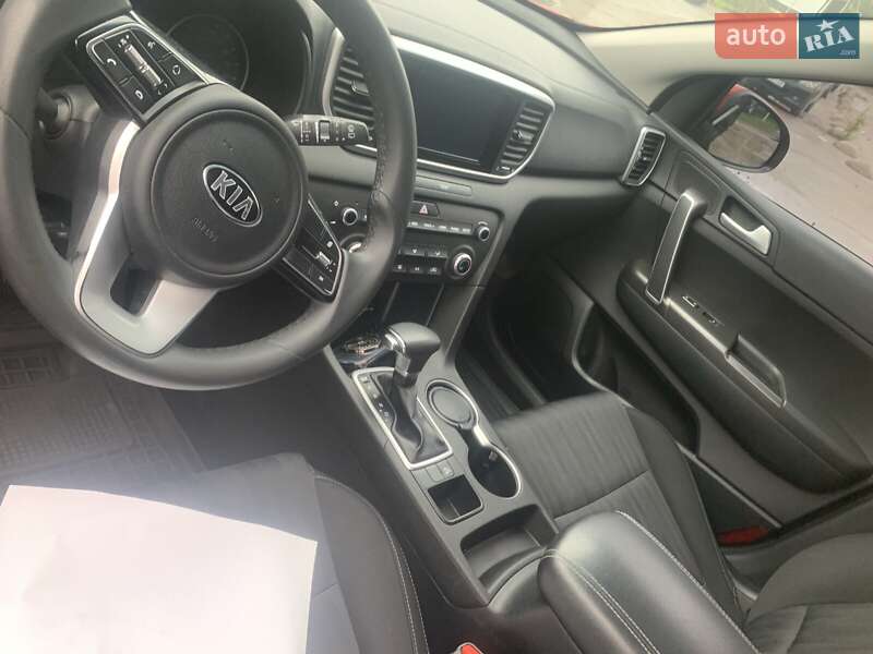 Внедорожник / Кроссовер Kia Sportage 2018 в Черновцах