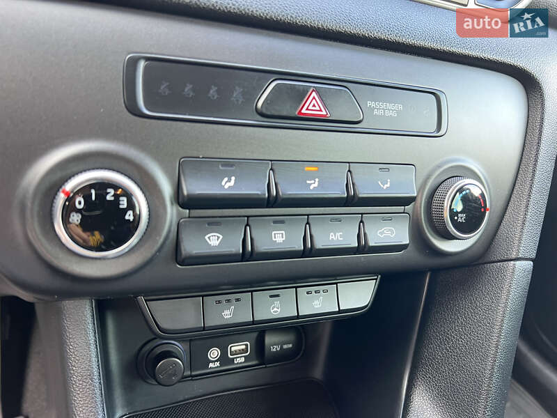 Позашляховик / Кросовер Kia Sportage 2016 в Миколаєві