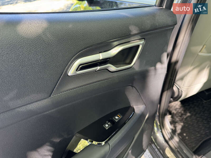 Внедорожник / Кроссовер Kia Sportage 2024 в Хмельницком