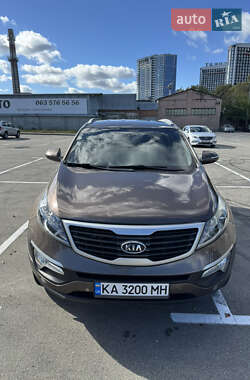Внедорожник / Кроссовер Kia Sportage 2011 в Киеве