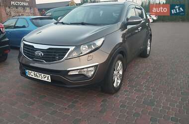 Внедорожник / Кроссовер Kia Sportage 2012 в Городке
