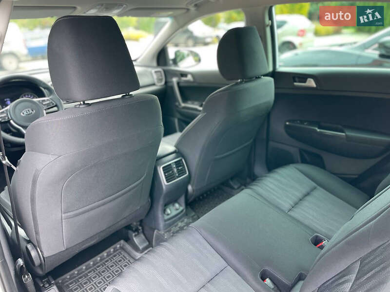 Внедорожник / Кроссовер Kia Sportage 2019 в Киеве