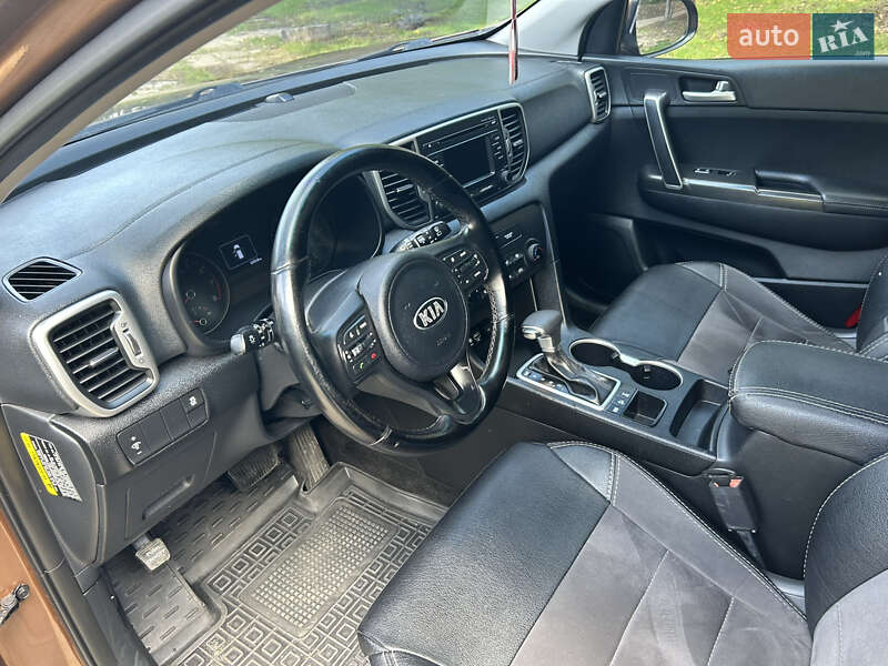 Позашляховик / Кросовер Kia Sportage 2016 в Одесі фото 18 Позашляховик / Кросовер Kia Sportage 2016 в Одесі