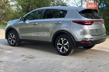 Позашляховик / Кросовер Kia Sportage 2021 в 