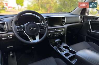 Позашляховик / Кросовер Kia Sportage 2021 в 