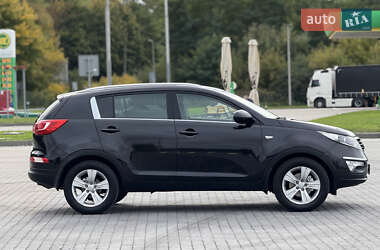 Позашляховик / Кросовер Kia Sportage 2012 в 