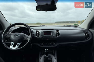 Позашляховик / Кросовер Kia Sportage 2012 в 