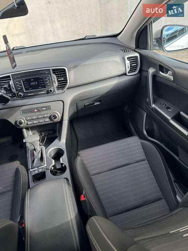 Внедорожник / Кроссовер Kia Sportage 2018 в Киеве