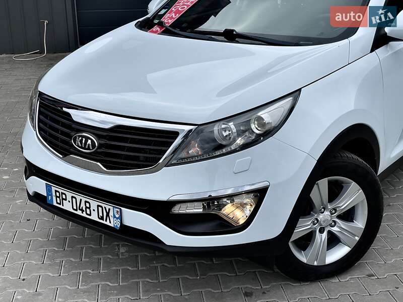 Позашляховик / Кросовер Kia Sportage 2012 в Ковелі