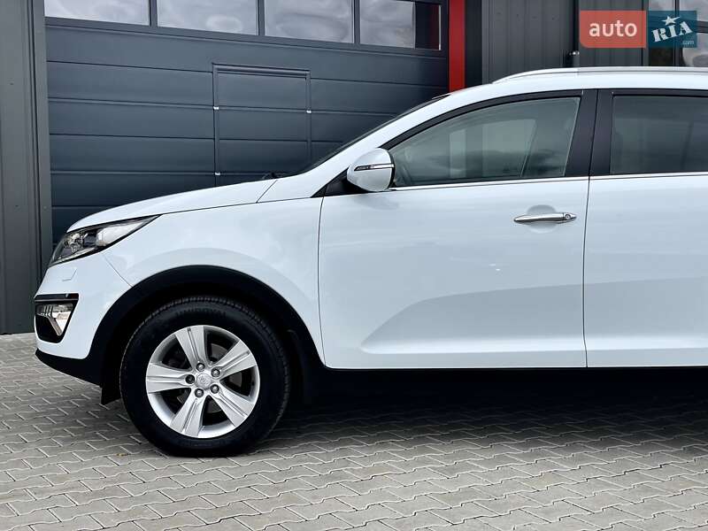 Позашляховик / Кросовер Kia Sportage 2012 в Ковелі