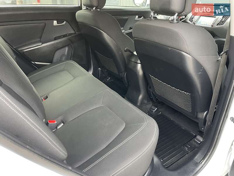 Позашляховик / Кросовер Kia Sportage 2012 в Ковелі