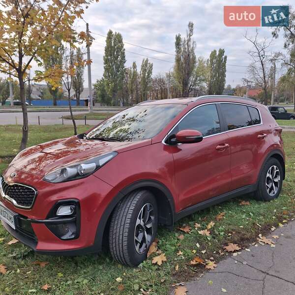 Позашляховик / Кросовер Kia Sportage 2018 в 