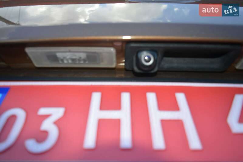 Позашляховик / Кросовер Kia Sportage 2017 в Львові