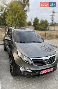 Позашляховик / Кросовер Kia Sportage 2012 в Дніпрі
