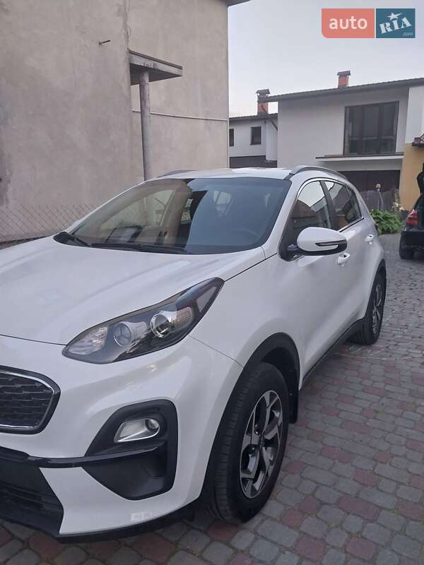 Внедорожник / Кроссовер Kia Sportage 2021 в Львове