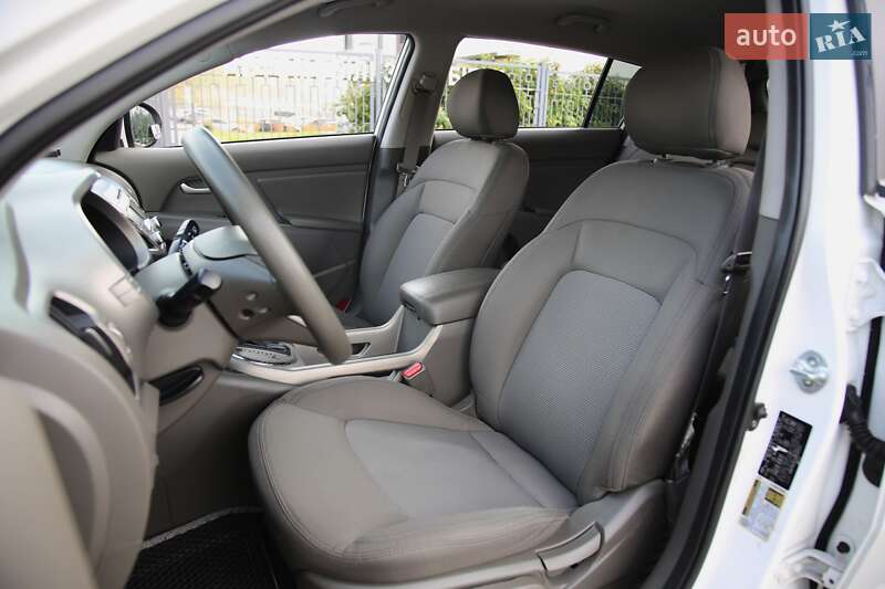 Внедорожник / Кроссовер Kia Sportage 2014 в Харькове