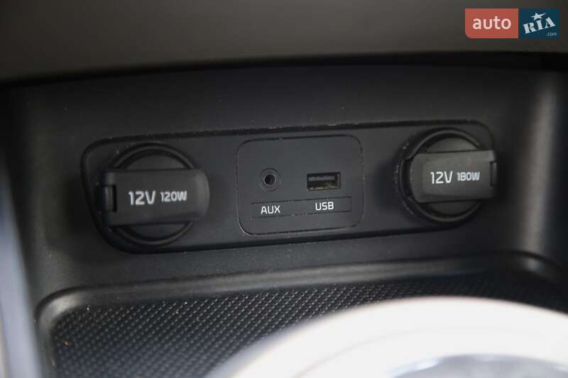 Внедорожник / Кроссовер Kia Sportage 2014 в Харькове