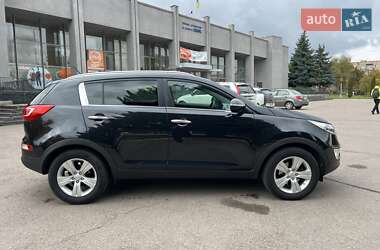 Внедорожник / Кроссовер Kia Sportage 2013 в 