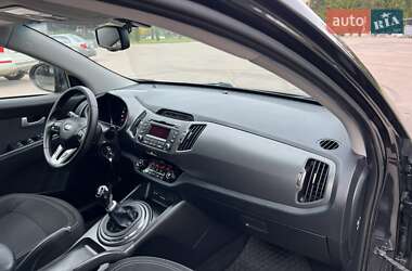 Внедорожник / Кроссовер Kia Sportage 2013 в 