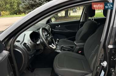 Внедорожник / Кроссовер Kia Sportage 2013 в 