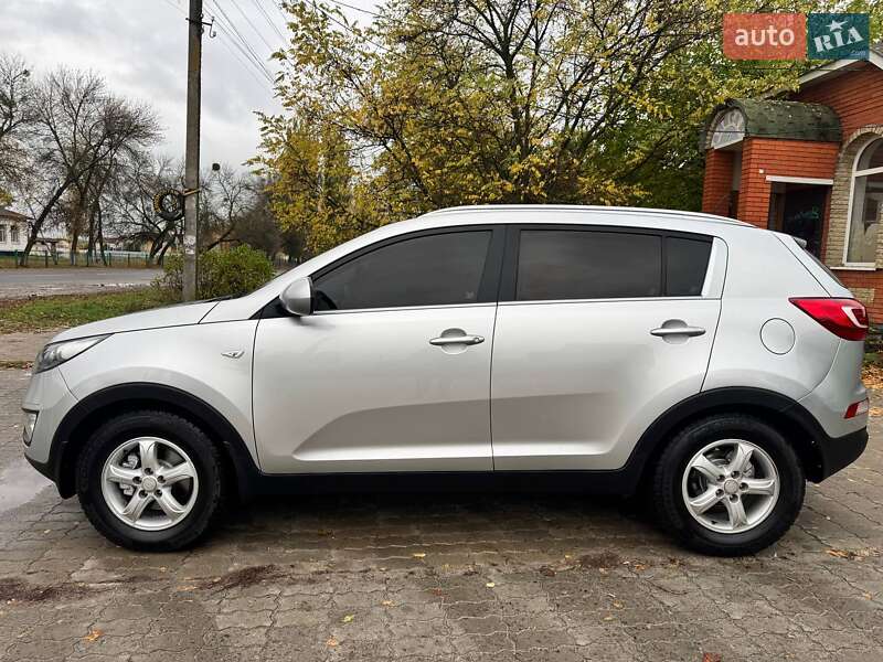 Внедорожник / Кроссовер Kia Sportage 2014 в Ахтырке фото 8 Внедорожник / Кроссовер Kia Sportage 2014 в Ахтырке