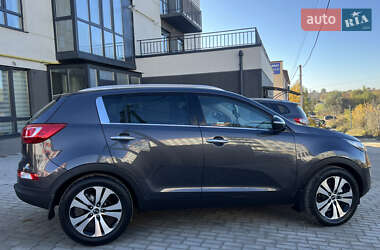 Позашляховик / Кросовер Kia Sportage 2010 в 