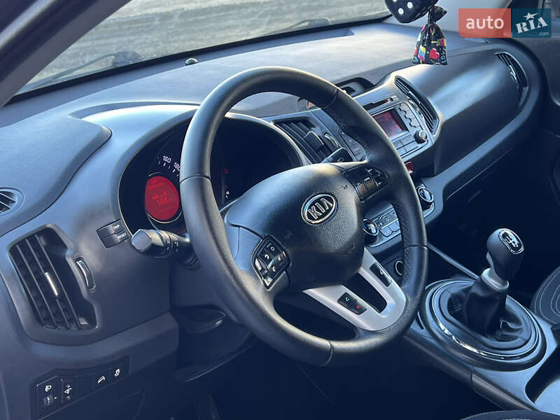 Позашляховик / Кросовер Kia Sportage 2010 в Тернополі фото 37 Позашляховик / Кросовер Kia Sportage 2010 в Тернополі