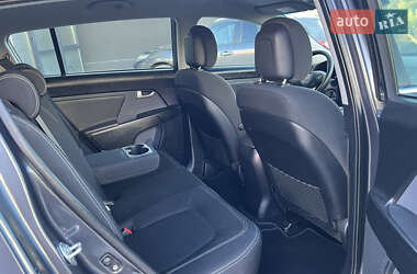 Позашляховик / Кросовер Kia Sportage 2010 в 