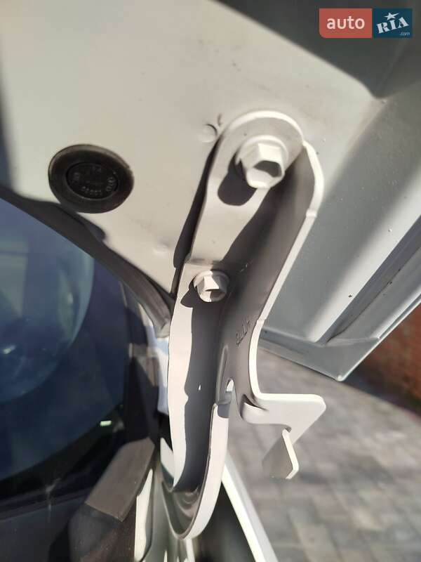 Позашляховик / Кросовер Kia Sportage 2011 в Луцьку фото 31 Позашляховик / Кросовер Kia Sportage 2011 в Луцьку