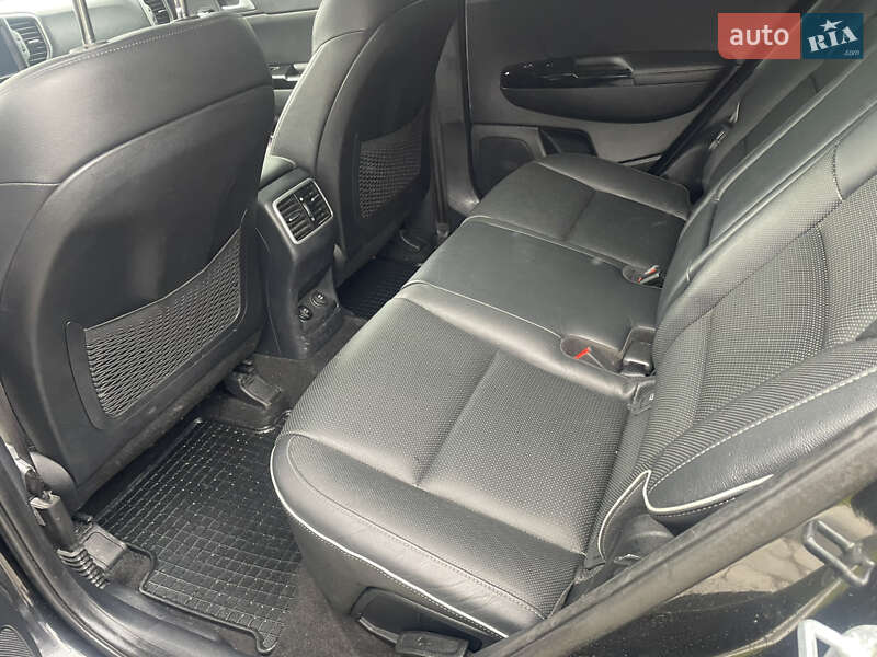 Внедорожник / Кроссовер Kia Sportage 2015 в Дрогобыче фото 16 Внедорожник / Кроссовер Kia Sportage 2015 в Дрогобыче