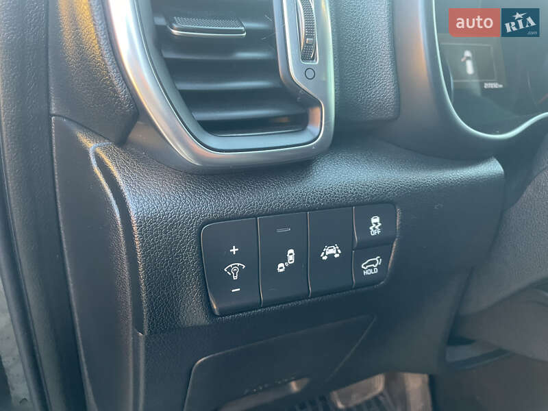 Внедорожник / Кроссовер Kia Sportage 2015 в Дрогобыче фото 81 Внедорожник / Кроссовер Kia Sportage 2015 в Дрогобыче