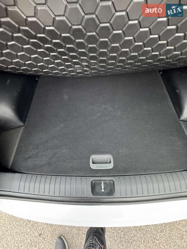 Внедорожник / Кроссовер Kia Sportage 2016 в Киеве