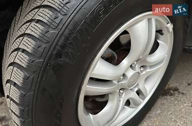 Позашляховик / Кросовер Kia Sportage 2006 в 