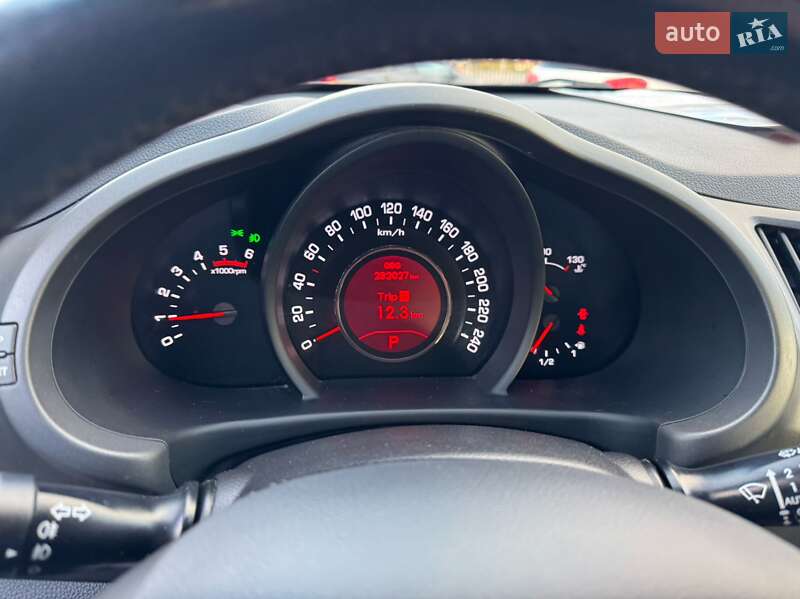 Внедорожник / Кроссовер Kia Sportage 2012 в Сарнах фото 43 Внедорожник / Кроссовер Kia Sportage 2012 в Сарнах