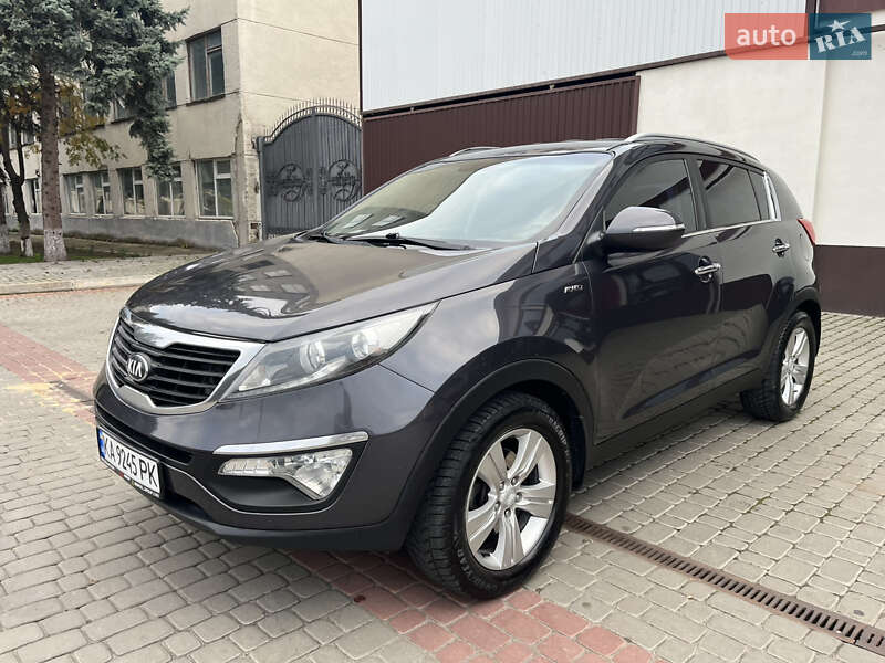 Внедорожник / Кроссовер Kia Sportage 2013 в Могилев-Подольске фото 31 Внедорожник / Кроссовер Kia Sportage 2013 в Могилев-Подольске
