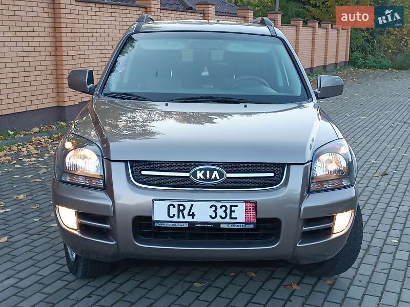 Внедорожник / Кроссовер Kia Sportage 2008 в Красилове