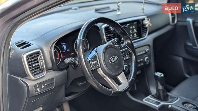 Внедорожник / Кроссовер Kia Sportage 2019 в Золочеве фото 11 Внедорожник / Кроссовер Kia Sportage 2019 в Золочеве