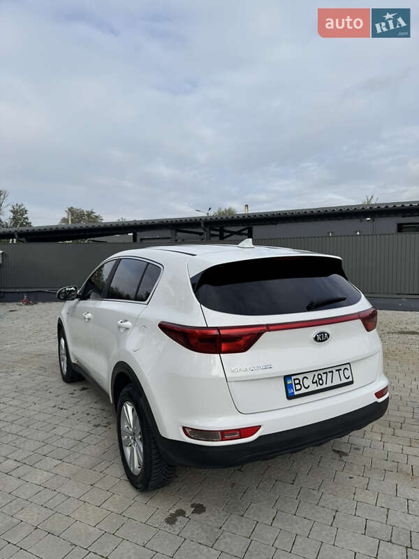 Позашляховик / Кросовер Kia Sportage 2016 в Львові фото 5 Позашляховик / Кросовер Kia Sportage 2016 в Львові