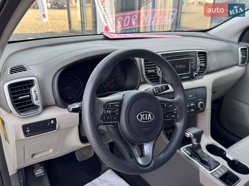 Позашляховик / Кросовер Kia Sportage 2016 в Луцьку