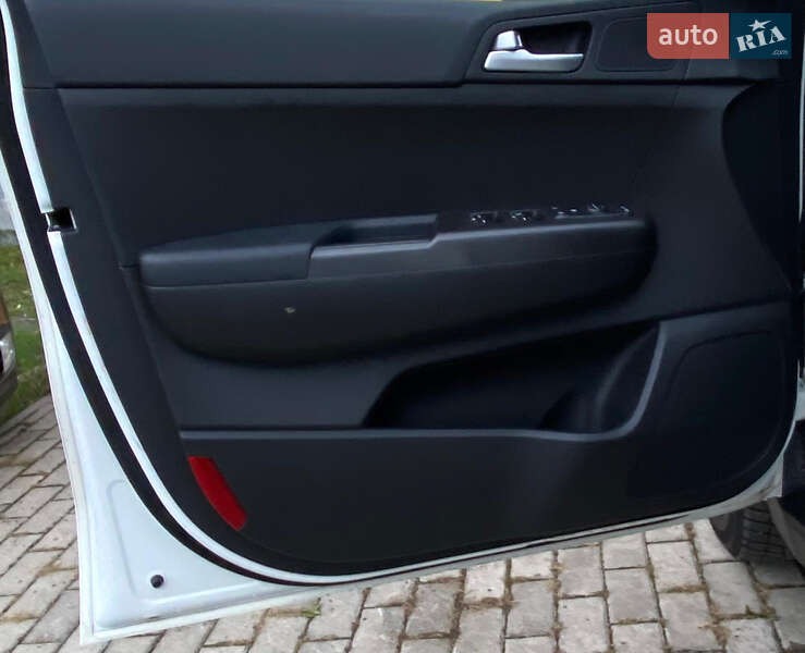 Внедорожник / Кроссовер Kia Sportage 2019 в Ровно фото 28 Внедорожник / Кроссовер Kia Sportage 2019 в Ровно