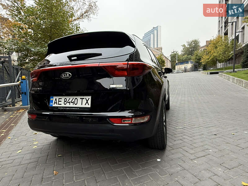 Позашляховик / Кросовер Kia Sportage 2016 в Дніпрі фото 6 Позашляховик / Кросовер Kia Sportage 2016 в Дніпрі