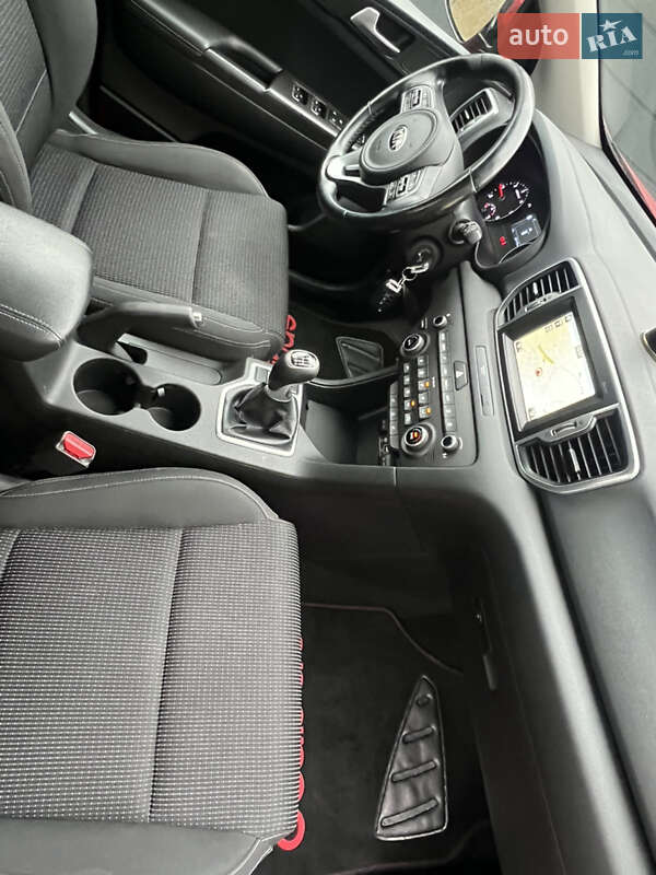 Внедорожник / Кроссовер Kia Sportage 2016 в Львове