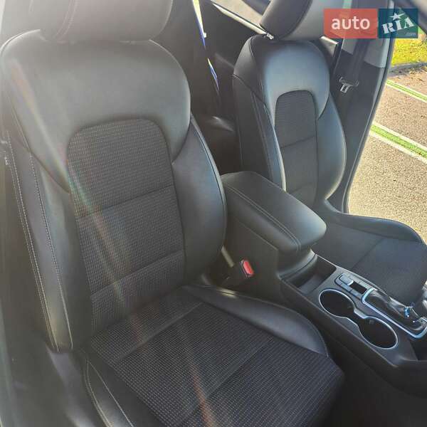 Позашляховик / Кросовер Kia Sportage 2021 в Сумах фото 17 Позашляховик / Кросовер Kia Sportage 2021 в Сумах