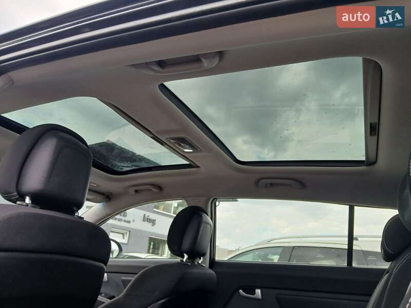 Позашляховик / Кросовер Kia Sportage 2011 в Тернополі