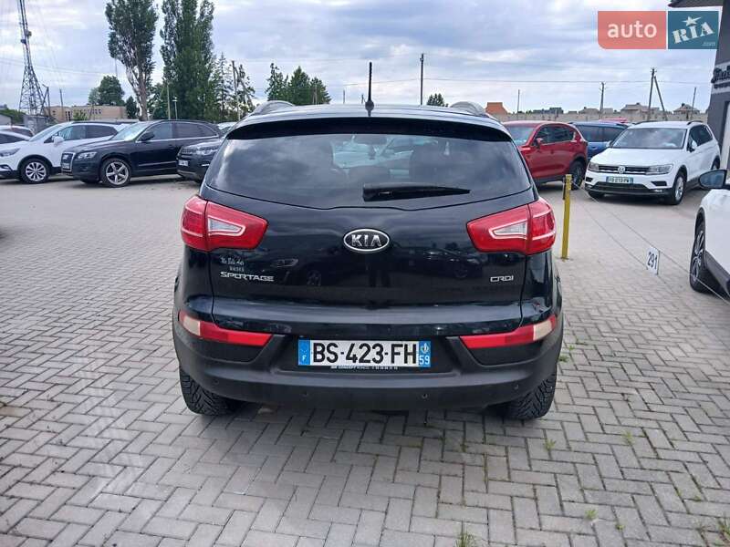 Позашляховик / Кросовер Kia Sportage 2011 в Тернополі